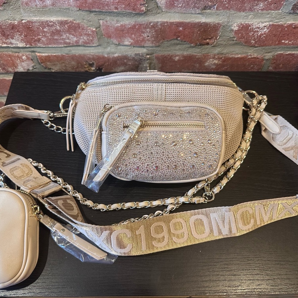 Steve Madden Women's Maxima Crossbody Handbag - convertible gold/tan